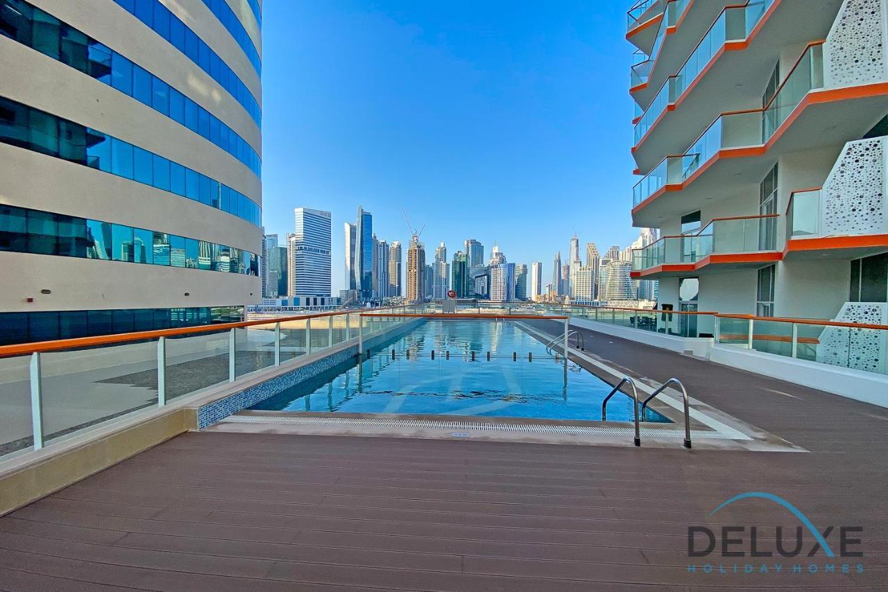 Intimate Studio At Millennium Binghatti Residence Business Bay By Deluxe Holiday Homes Дубай Екстер'єр фото